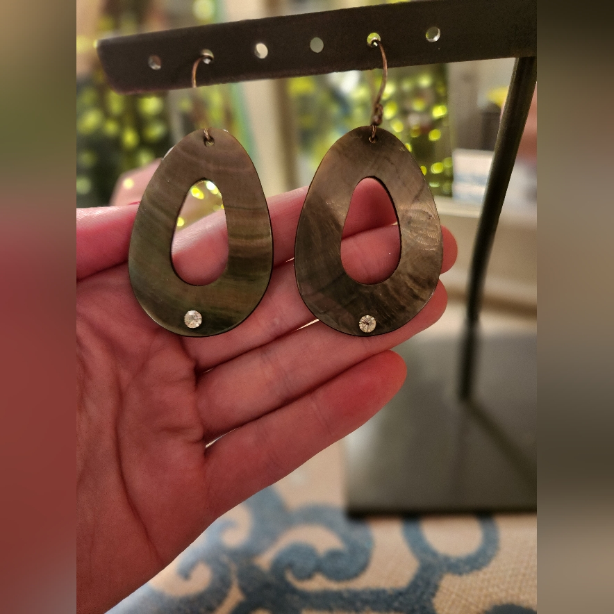 Dangle Earrings Derived From Buffalo Horn